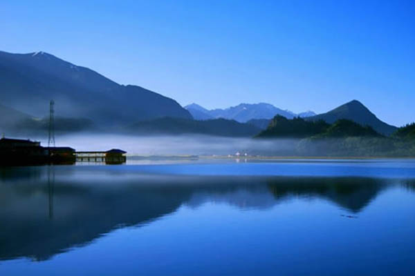 夢境奢華，布宮，林芝，巴松措，魯朗林海，波密，然烏湖，大峽谷，朗縣 ，拉姆拉錯(cuò)，澤當(dāng)，羊湖，滿拉水庫，珠峰大本營，納木措扎營12晚13日游