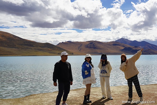 和朋友去西藏想游玩七天左右大概多少錢