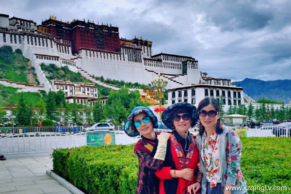 帶媽媽去西藏旅游大概要花費(fèi)多少錢