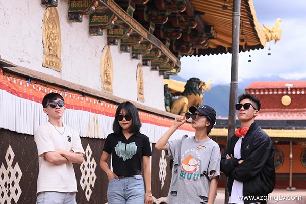 西藏8日游多少錢